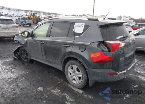 2014 Toyota Rav4 Le z USA, uszkodzony, nr VIN JTMBFREV2ED061687